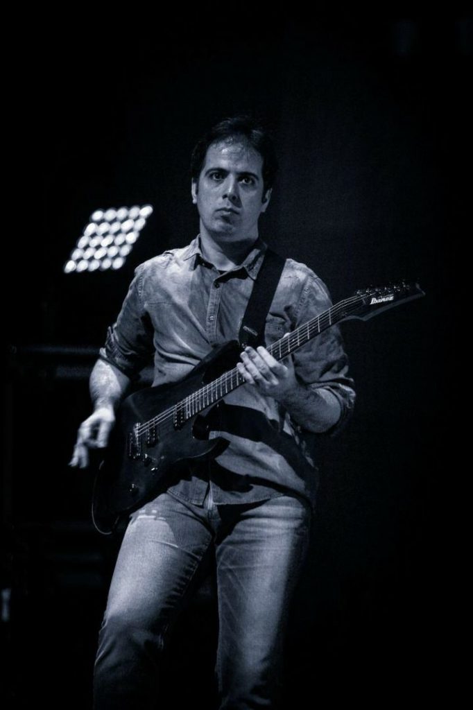 Live in Tehran With Gereh Band - Circa 2017